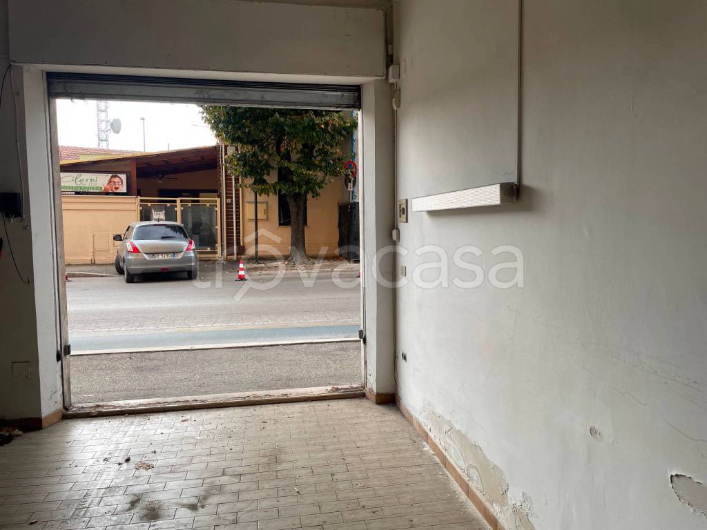 locale di sgombero in vendita a Pescara in zona Centro Città
