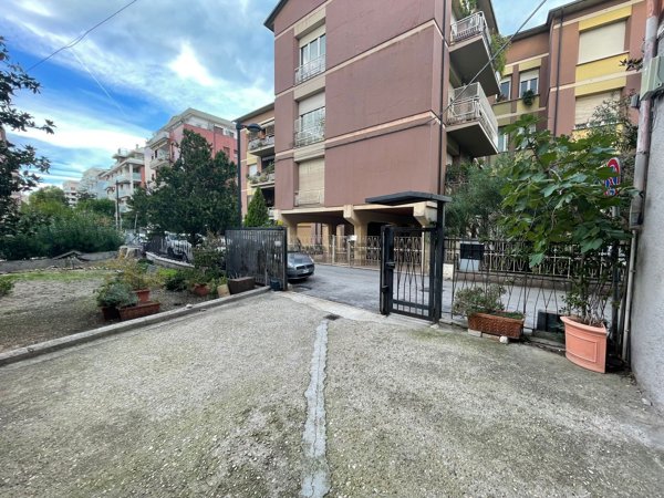 appartamento in vendita a Pescara in zona Centro Città