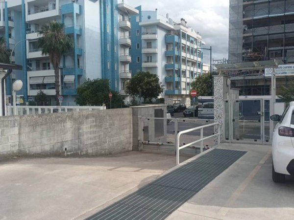 intera palazzina in vendita a Pescara in zona Stadio