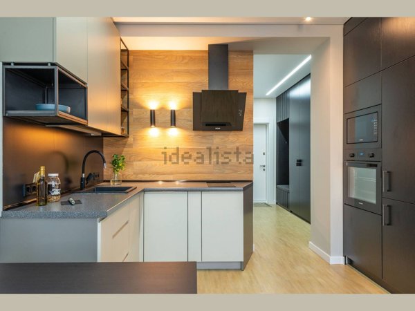 appartamento in vendita a Pescara in zona Porta Nuova