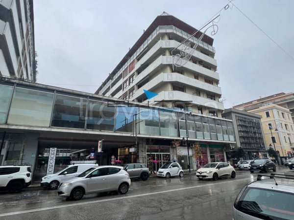 ufficio in vendita a Pescara in zona Centro Città