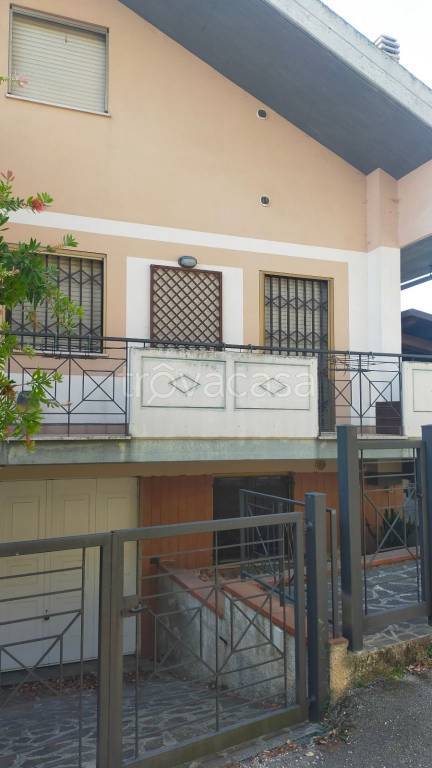 casa indipendente in vendita a Pescara in zona Colle Marino
