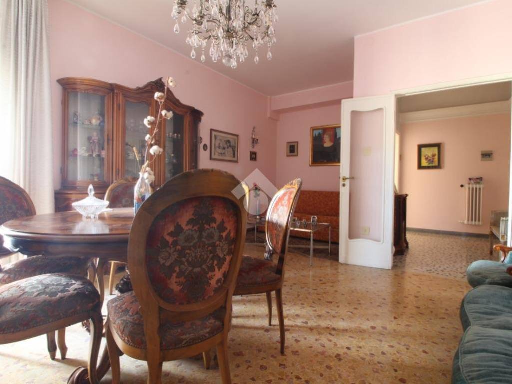 appartamento in vendita a Pescara in zona Centro Città