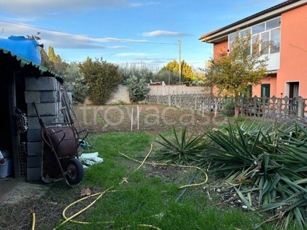 casa indipendente in vendita a Pescara in zona Colle Innamorati
