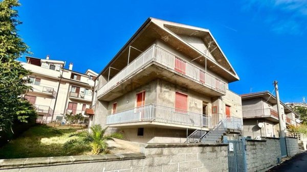casa indipendente in vendita a Pescara