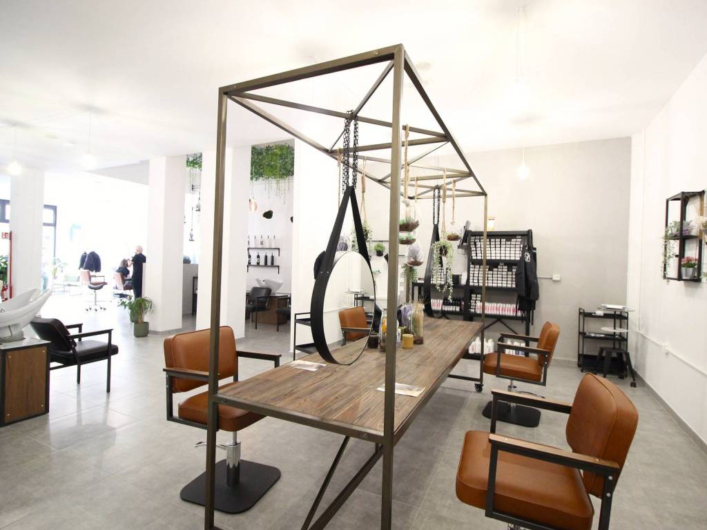 negozio in vendita a Pescara in zona Porta Nuova