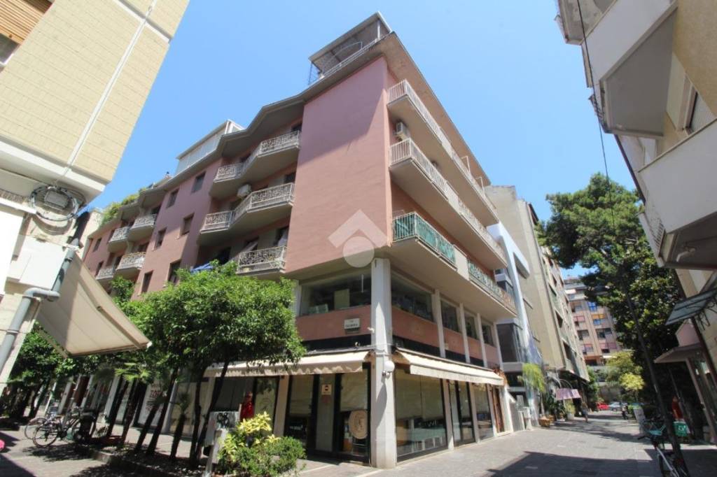 appartamento in vendita a Pescara in zona Centro Città
