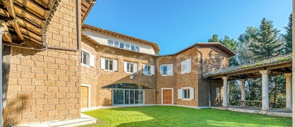 casa indipendente in vendita a Pescara in zona Pineta