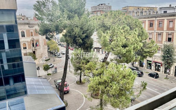 appartamento in vendita a Pescara in zona Porta Nuova