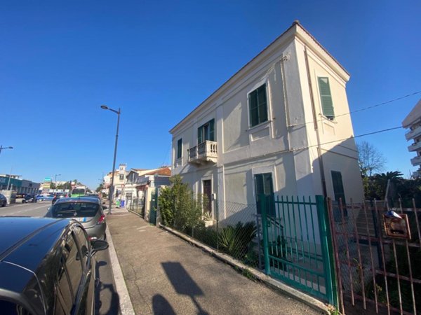 appartamento in vendita a Pescara in zona Castellammare