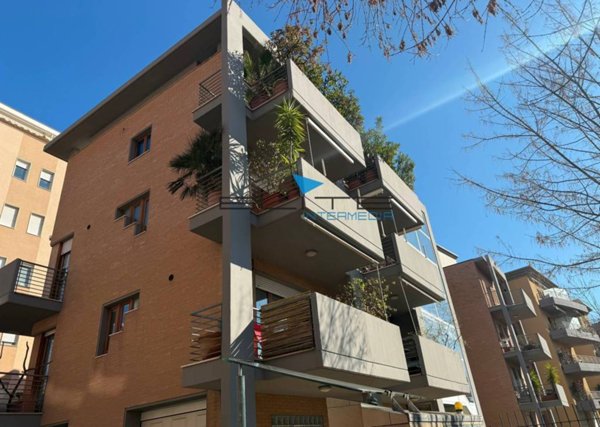 appartamento in vendita a Pescara in zona Porta Nuova
