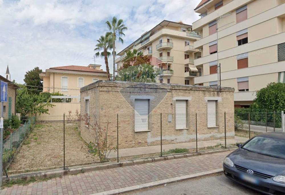 casa indipendente in vendita a Pescara in zona Kennedy
