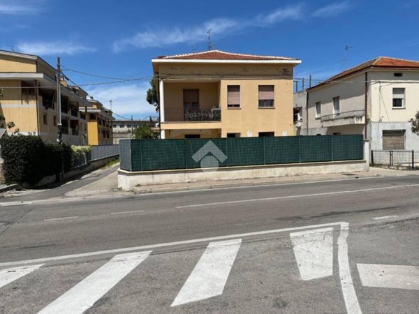appartamento in vendita a Pescara in zona Porta Nuova