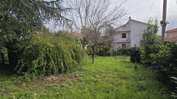 terreno edificabile in vendita a Pescara in zona Colli Madonna