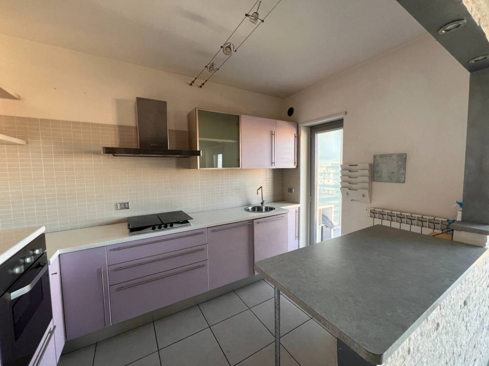 appartamento in vendita a Pescara in zona Porta Nuova