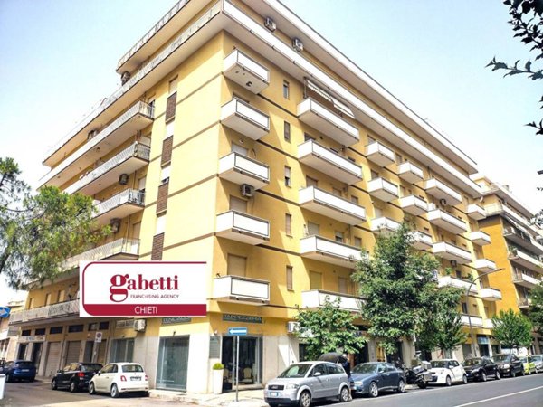 appartamento in vendita a Pescara in zona Stadio