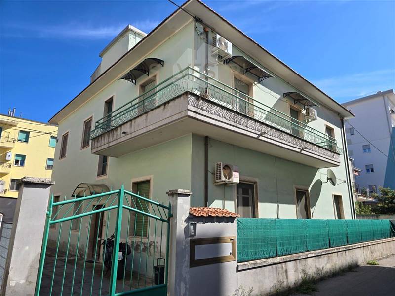 casa indipendente in vendita a Pescara