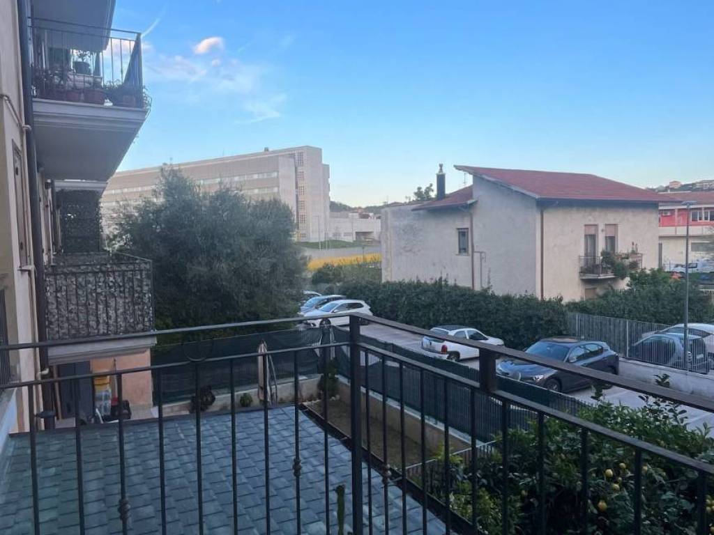 appartamento in vendita a Pescara in zona Fontanelle