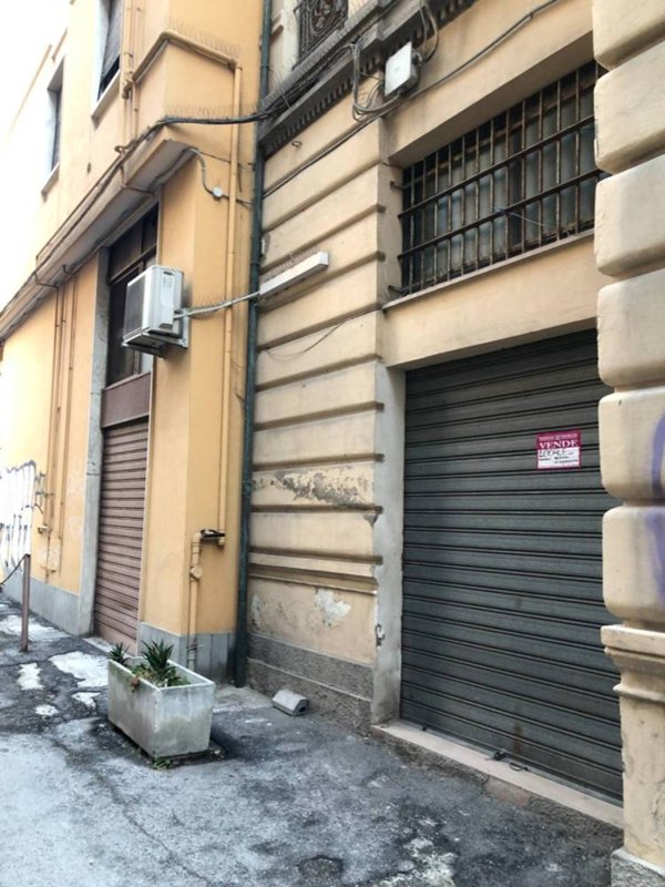 locale commerciale in vendita a Pescara in zona Centro Città