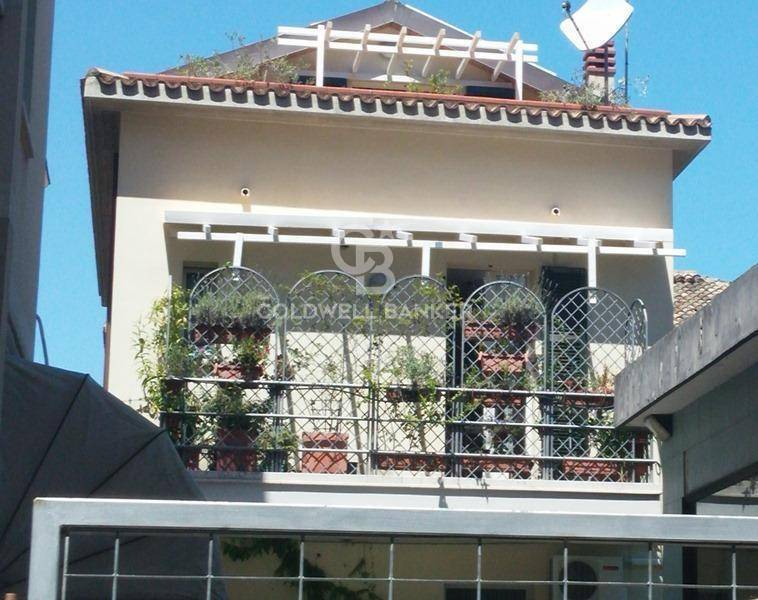 casa indipendente in vendita a Pescara in zona Centro Città