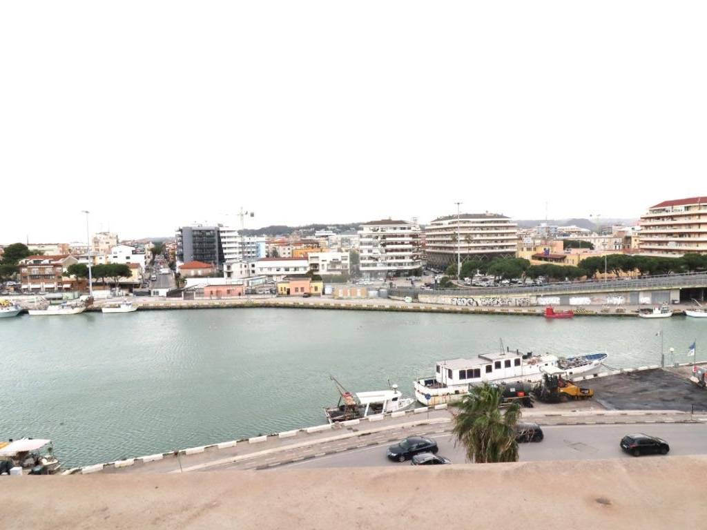 appartamento in vendita a Pescara in zona Centro Città