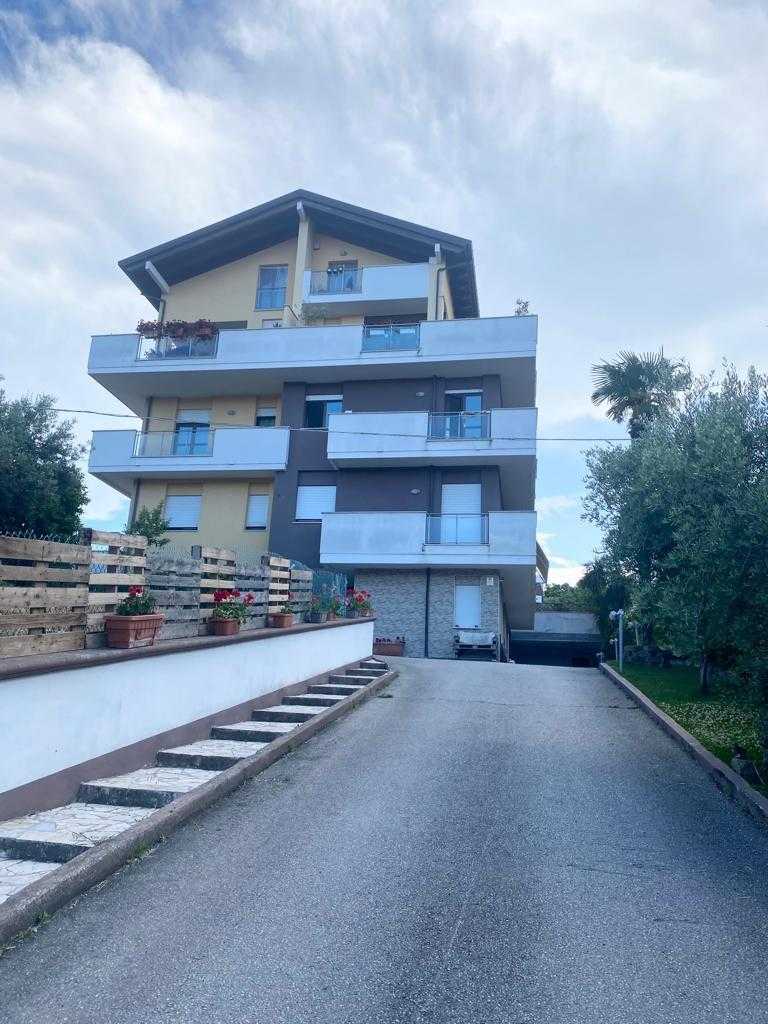 appartamento in vendita a Pescara in zona Colle Innamorati
