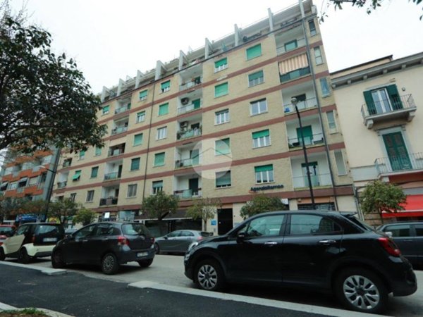 appartamento in vendita a Pescara in zona Porta Nuova