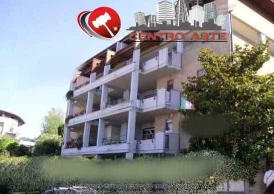 appartamento in vendita a Pescara in zona Colle Scorrano