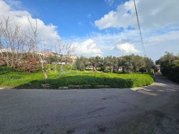 terreno edificabile in vendita a Pescara in zona Colle Scorrano