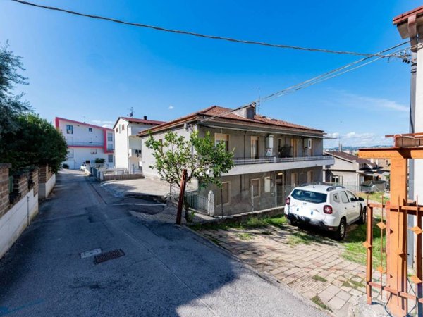 appartamento in vendita a Pescara in zona Fontanelle