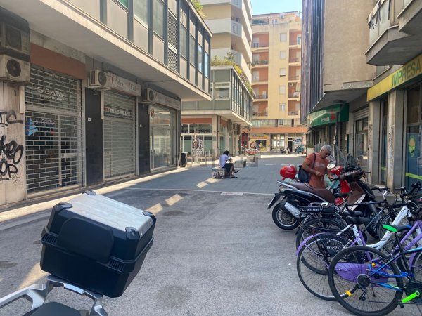 locale commerciale in vendita a Pescara