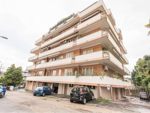 appartamento in vendita a Pescara in zona Centro Città