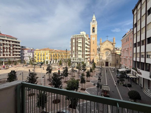 appartamento in vendita a Pescara in zona Centro Città