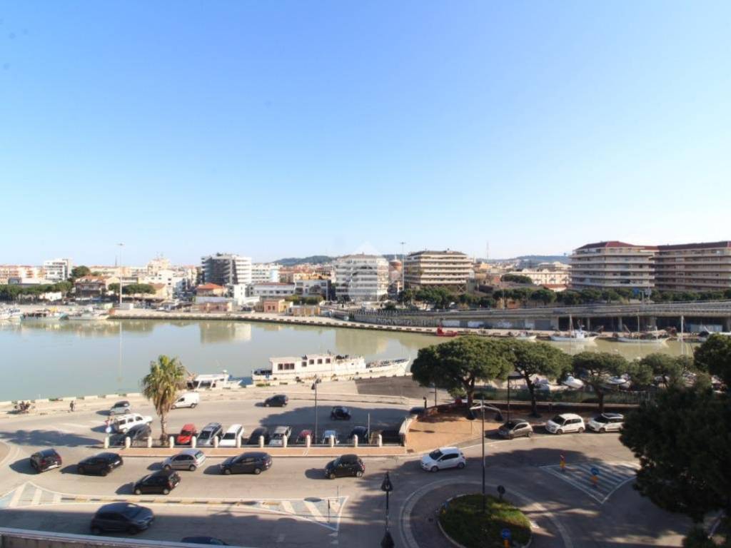 appartamento in vendita a Pescara in zona Centro Città