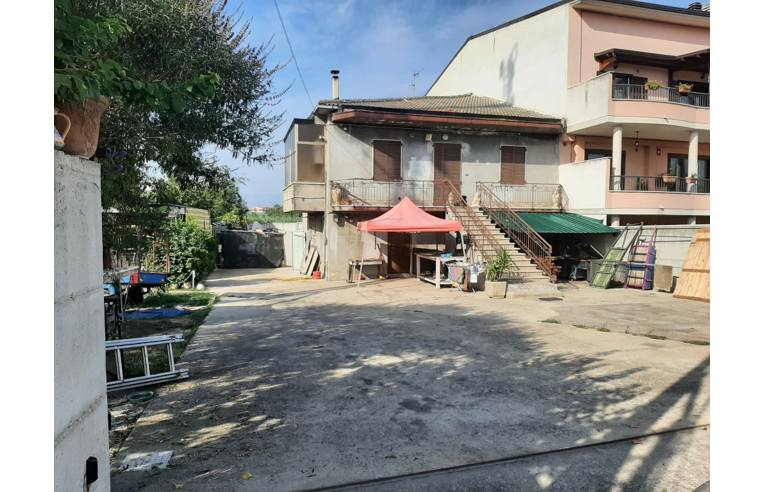 casa indipendente in vendita a Pescara