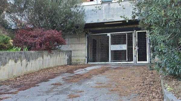 negozio in vendita a Pescara in zona Ospedale