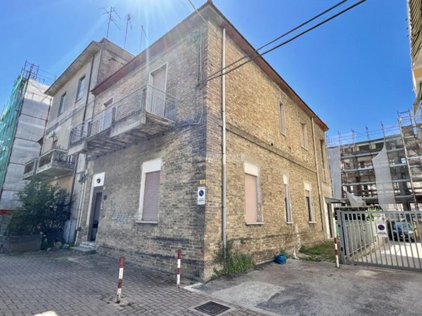 appartamento in vendita a Pescara in zona Ospedale