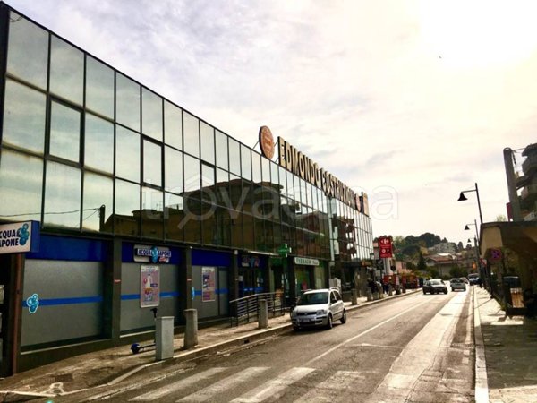 ufficio in vendita a Pescara in zona San Silvestro Spiaggia
