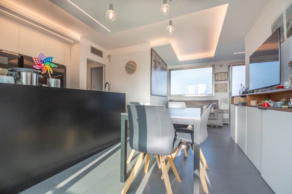 appartamento in vendita a Pescara in zona Porta Nuova