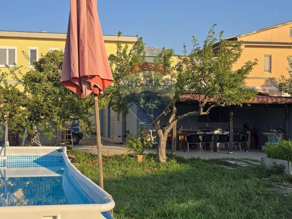 casa indipendente in vendita a Pescara in zona San Donato