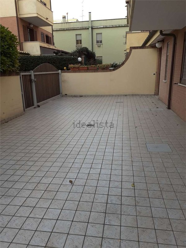 casa indipendente in vendita a Pescara in zona Porta Nuova