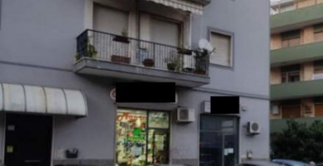 negozio in vendita a Pescara in zona Ospedale