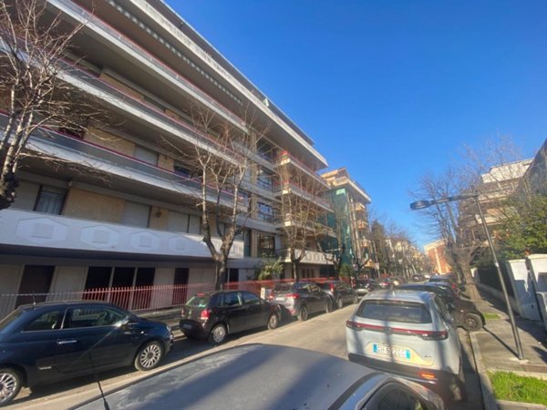 casa indipendente in vendita a Pescara in zona Centro Città