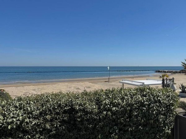 casa indipendente in vendita a Pescara in zona Pineta