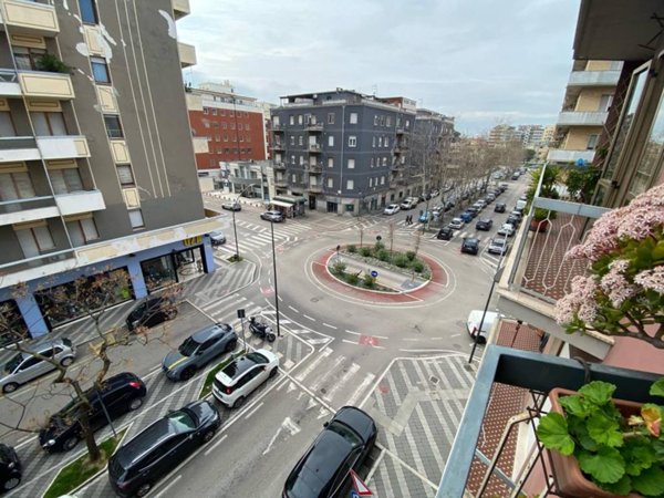 appartamento in vendita a Pescara in zona Porta Nuova