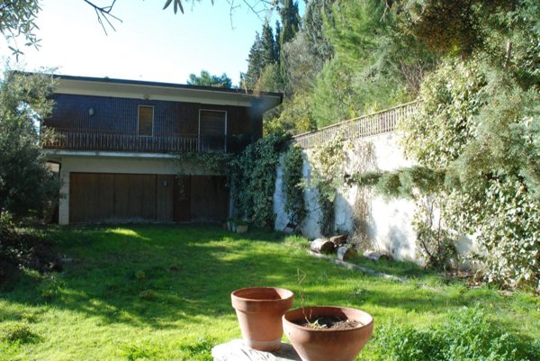 casa indipendente in vendita a Pescara in zona Castellammare