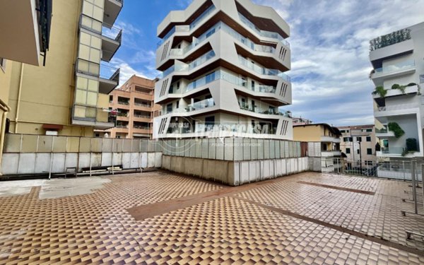 appartamento in vendita a Pescara in zona Porta Nuova