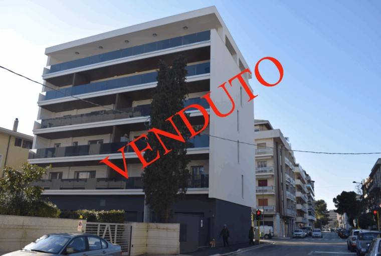 appartamento in vendita a Pescara in zona Porta Nuova