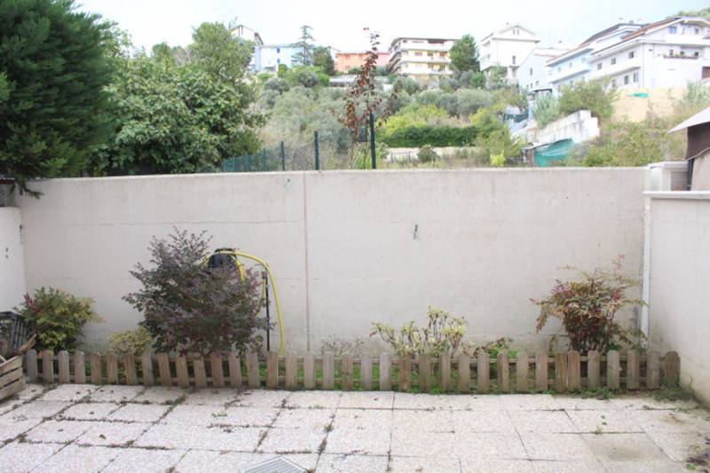 casa indipendente in vendita a Pescara