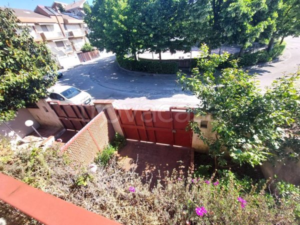 casa indipendente in vendita a Pescara in zona Centro Città